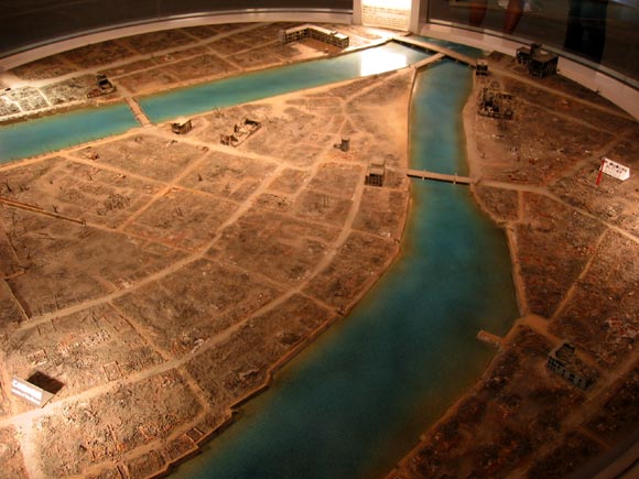 Hiroshima nach der Atombombe